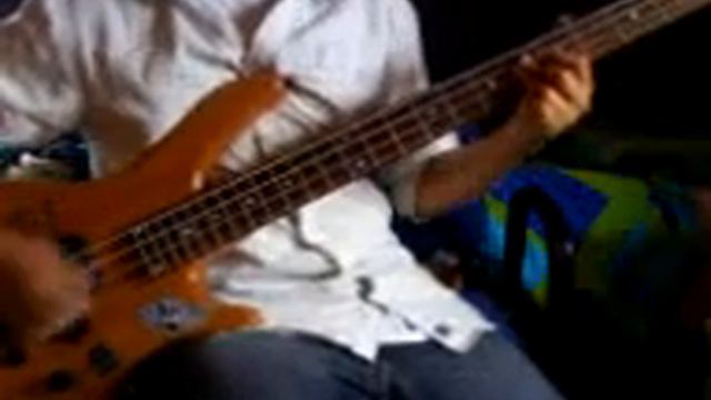 Foo Fighters - Monkey Wrench (bass cover) смотреть онлайн