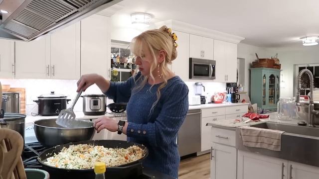 Filling My Freezer with 40 Scratch Made Freezer Meals (and my OVER 50 POUNDS WEIGHT LOSS!) смотреть онлайн