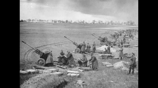 WWII Distant Artillery Sound(2 segments) смотреть онлайн