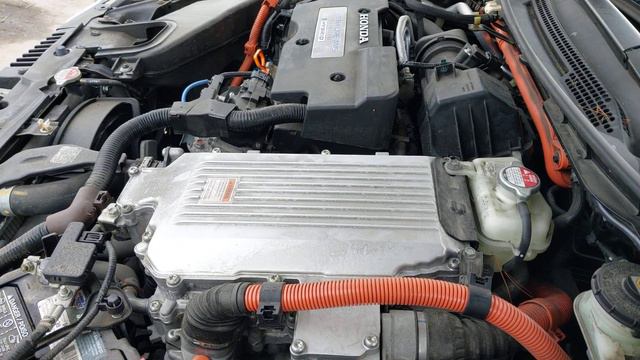 Honda Hybrid engine sound of 2014 Accord Hybrid 1HGCR6F32EA006294 смотреть онлайн