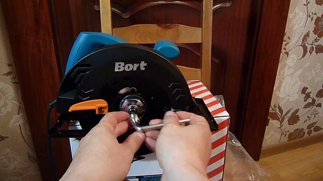 BORT BHK-185U отличная циркулярная пила