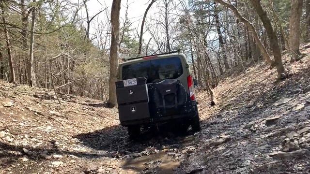 Ford Transit Quigley 4x4 at Kansas Rocks Rec Park (KRRP) смотреть онлайн