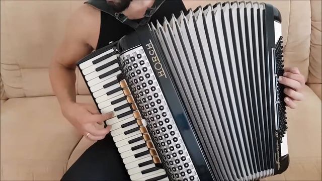 Horch Superior III Musette Klangprobe смотреть онлайн