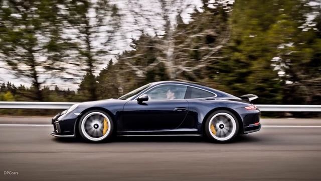 2018 Porsche 911 GT3 Touring Package смотреть онлайн