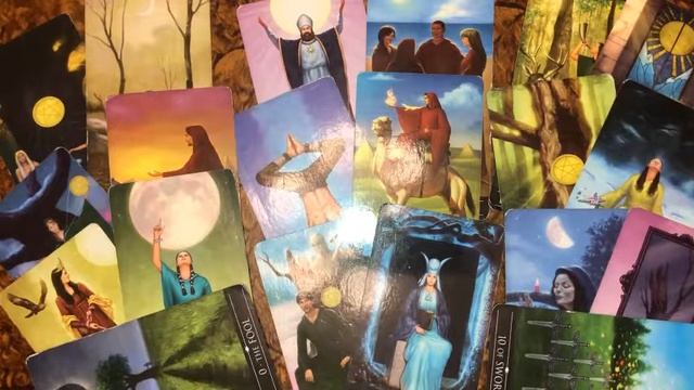 Совместимость Скорпион женщина и Водолей мужчина 2020-2025