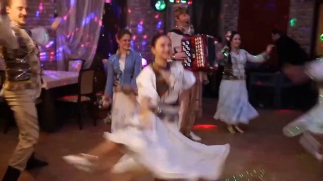 заказать шоу-программу Бетельгейз Шоу / М Отель Betelgeuze Show M Hotel/ смотреть онлайн