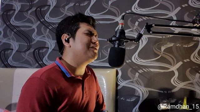 Adu Rayu - Yovie Tulus Glenn (cover) with psre 463 + yamaha mg06x смотреть онлайн