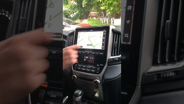 lc200 2015+ подключили дополнительную андроид мультимедиа систему на штатный монитор с гарантией смотреть онлайн