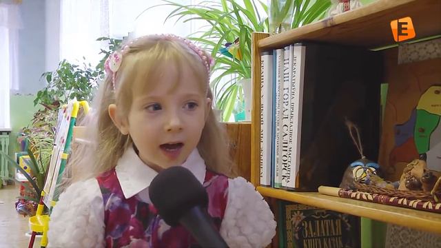 Малыши поздравляют мам смотреть онлайн