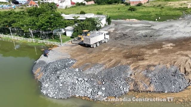 Nice Incredible Landslide No Problem Build Road to Middle Lake By SHANTUI Dozer & Truck Paving Ston смотреть онлайн