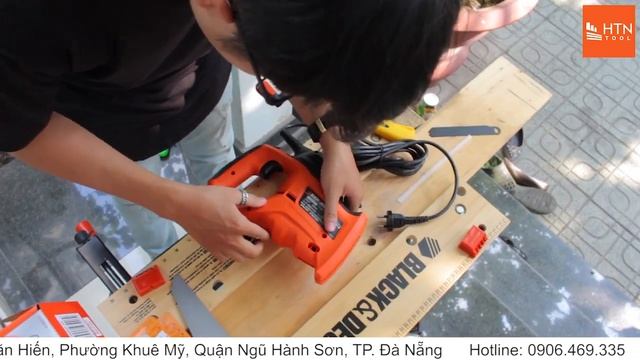 KS880EC KR Máy cưa cầm tay Black+Decker 400W HT