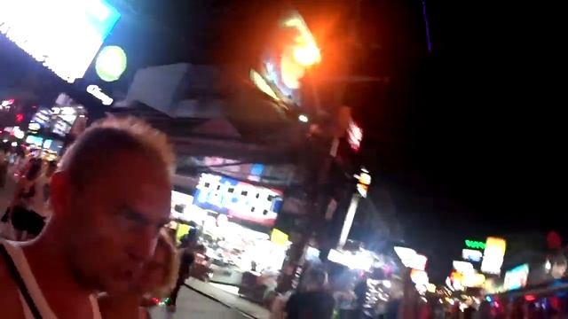 ТРАНСВИСТИТЫ ЛЕДИБОИ на знаменитой Bangla road. Таиланд смотреть онлайн