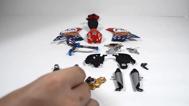 Tamiya Ducati 1199s Clutch and Exhaust Upgrade смотреть онлайн