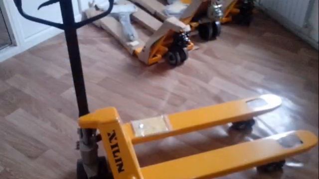 Тележка гидравлическая Xilin BF25-lll (рохли) смотреть онлайн