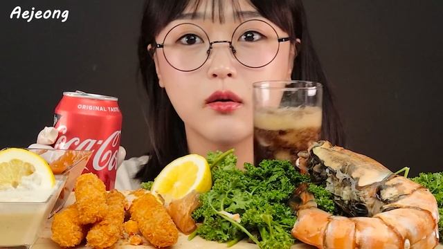ASMR 킹블랙타이거새우 새우튀김 먹방? GIANT TIGER SHRIMP & FRIED SHRIMPS EATING SOUNDS MUKBANG смотреть онлайн