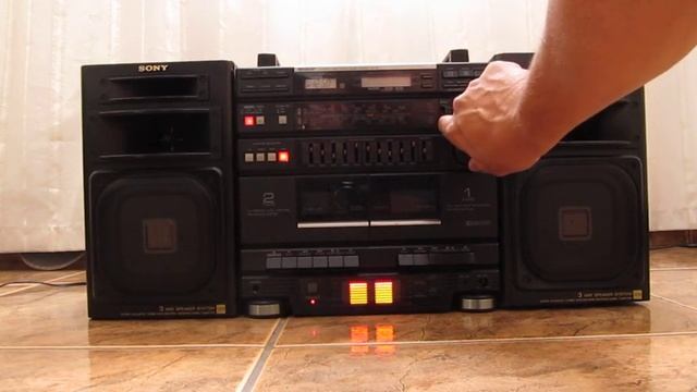 A venda - Boombox Sharp CD-X9 смотреть онлайн