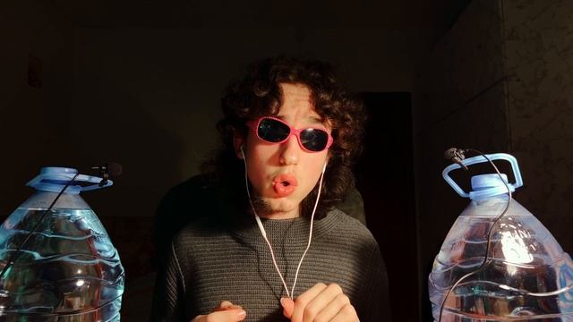 АСМР ИТИНГ СУШЕК, ЗВУКИ РУК И БОЛТАЛКА ПРО ШАРАГУ смотреть онлайн