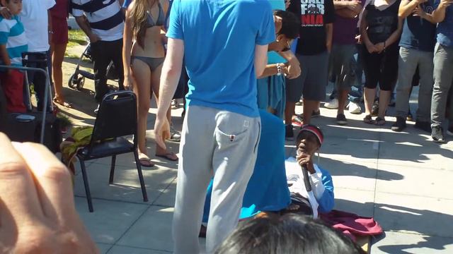 USA, CA, Santa Monica, Pacific ocean sea wall / США, Калифорния, набережная смотреть онлайн