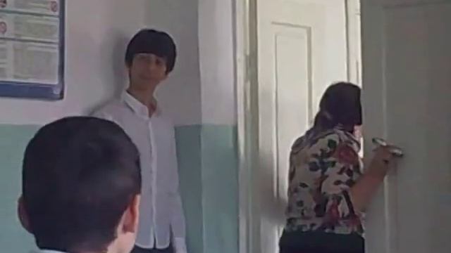 как надо уходить с урока смотреть онлайн