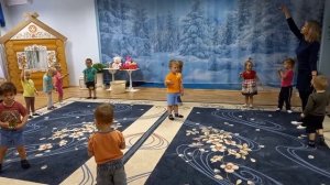 Пляска с колокольчиками