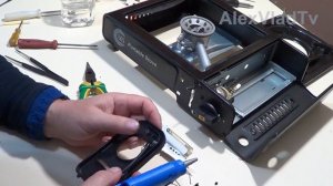 Ремонт портативной газовой плиты. Замена пьезоэлемента. Portable gas stove repair.