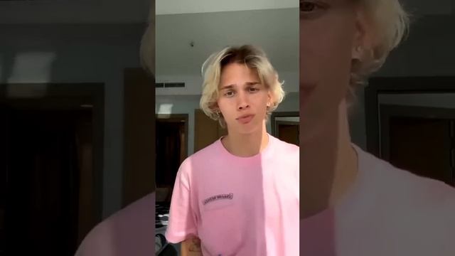 Милохин и Гаврилина хайпят на отношениях в Дубае? смотреть онлайн