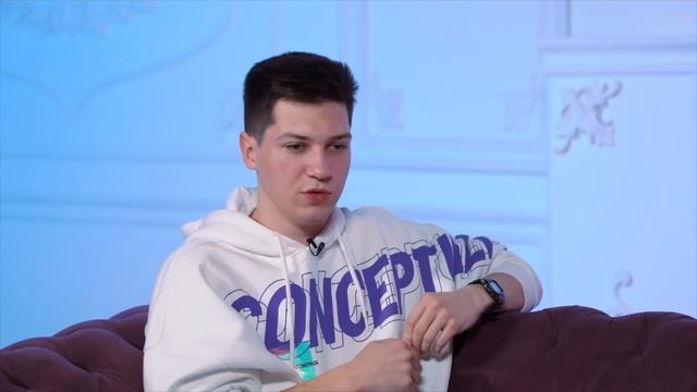 ДИНА САЕВА ИЗМЕНЯЛА С ЕГОРОМ КРИДОМ? / OPEN KIDS РАСПАЛИСЬ / XO NEWS смотреть онлайн