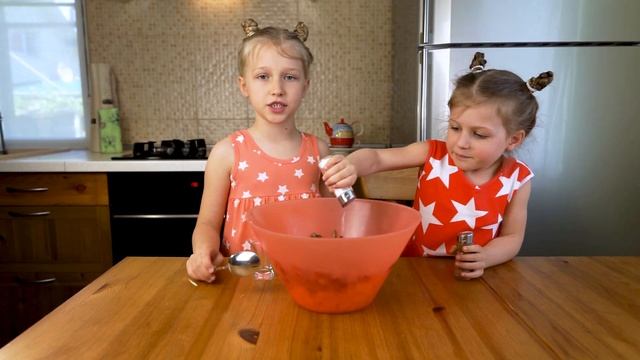 ВСЕ ПРОСЯТ ДОБАВКИ! / ЖАРКОЕ ПО-ДЕРЕВЕНСКИ / Алиса и Есенька готовят сами смотреть онлайн