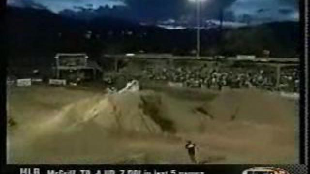 Ты не Джеймс Бонд.Жостко смотреть онлайн