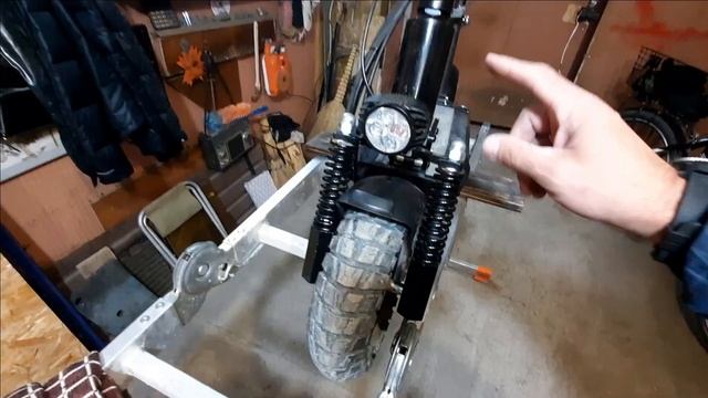 Kugoo Kirin M4 Pro. Передняя подвеска начала работать.