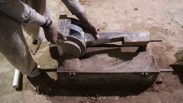 Amazing Metal Casting of Dashing Plant Concrete Mixer Machine Arm смотреть онлайн