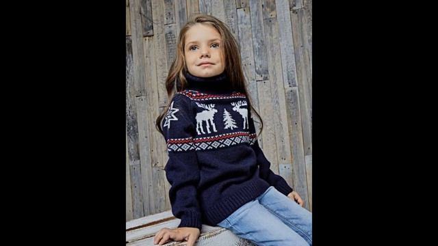 Свитера Siberia. Свитера для всей семьи. Свитер с оленями. смотреть онлайн