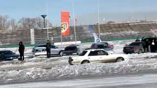 Синхронные гонки смотреть онлайн