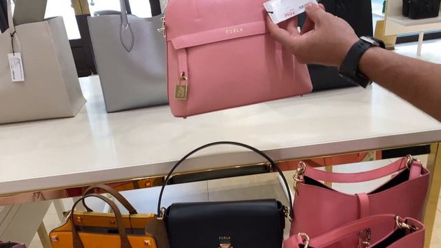 FURLA. Сумки от 89€. Аутлет La Roca Village - 15.06.2023. #furla #фурла #байер