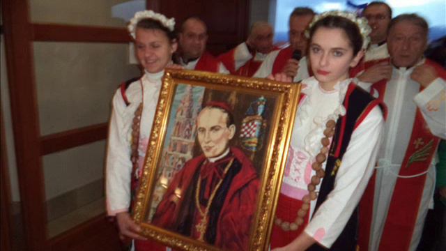 ALOJZIJE STEPINAC KOŠUTE 2015. смотреть онлайн