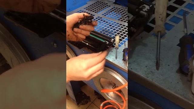 Заправка неисправного картриджа Samsung / Xerox в НовЗип Часть 2 смотреть онлайн