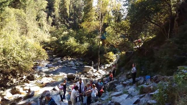 водопад "Корбу" на Телецком озере смотреть онлайн