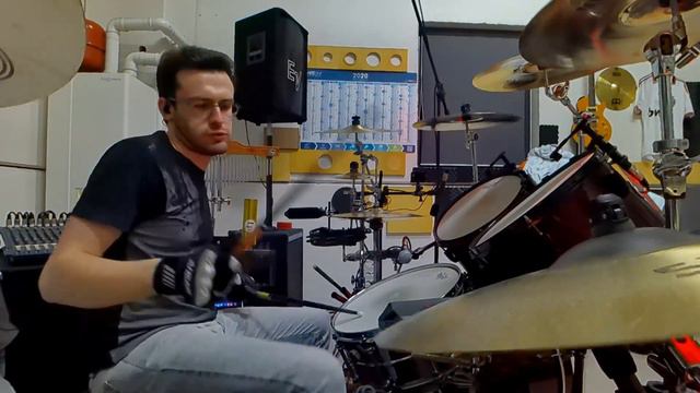 Bon Jovi - Blood In The Water (Drum Cover) смотреть онлайн