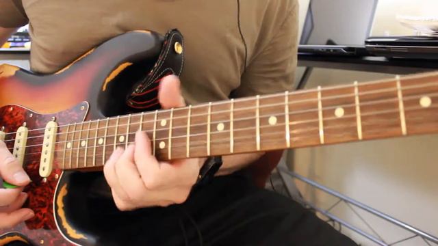 Custom Strat With Fender Noiseless Pickups Demo смотреть онлайн