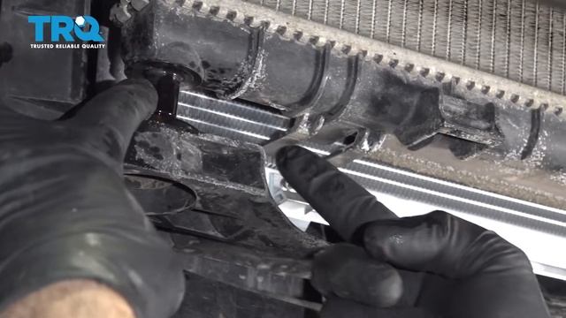 How To Replace Radiator 2011-2019 Ford Fiesta