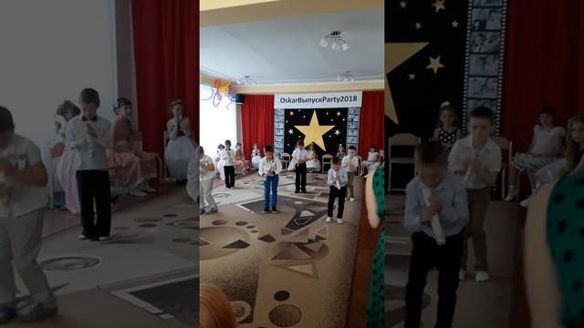 Танец "Королева красоты" детский сад 384. Г. Харьков смотреть онлайн