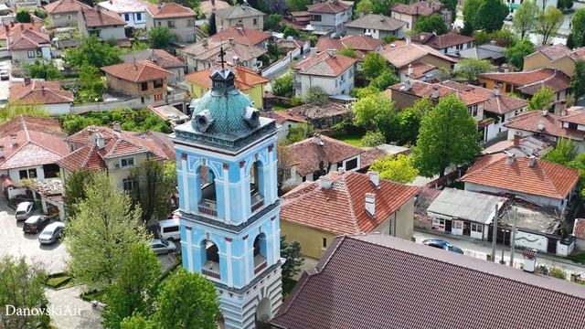 Храм „Успение на Пресвета Богородица“ Карлово България Karlovo Bulgaria смотреть онлайн