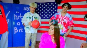 ДРЕСС КОД ДЛЯ ДИАНЫ В АКАДЕМИИ BUNNY!! КАКИЕ ПРАВИЛА НАРУШАЮТ ПОДРОСТКИ?