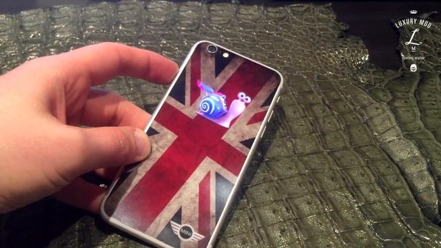 iPhone 6 со светящимся логотипом и аэрографией смотреть онлайн