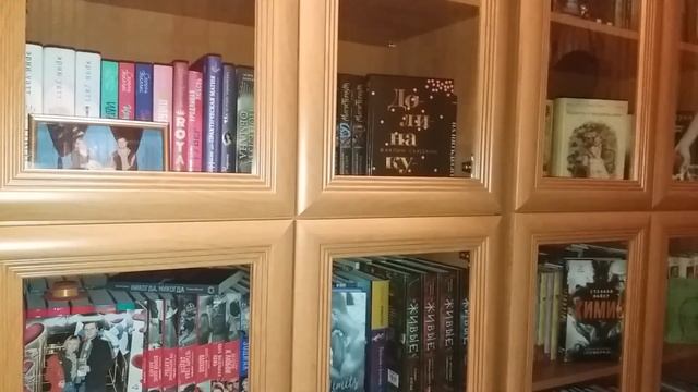 Мои Новые Книжные Шкафы || 2 Шкафа!!! || Краткий обзор! смотреть онлайн