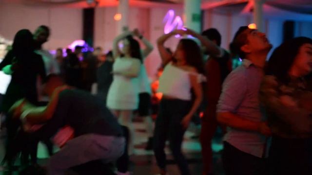 ¿Dónde bailar bachata en CDMX? - Chris Paradise/Te borré - Esencia Bachata Social vie 2 jul 2021 смотреть онлайн