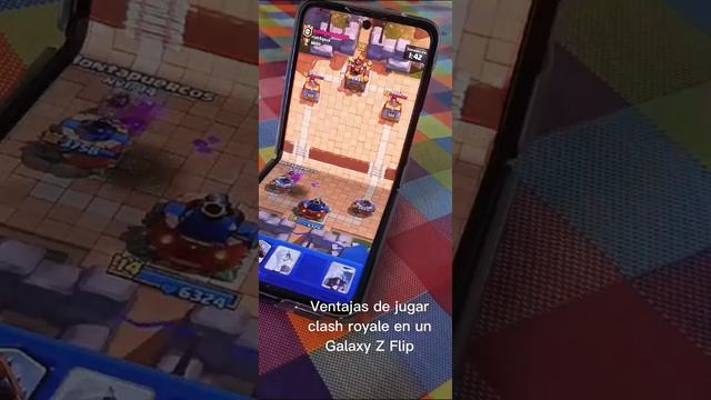 Ventajas de jugar clash royale en un Galaxy Z Flip смотреть онлайн