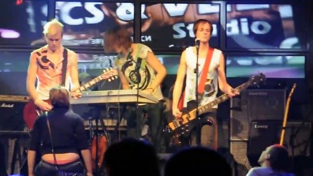 Земля Санникова - Все, что мне осталось(Live from Chicago Music Hall) смотреть онлайн