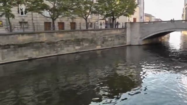 Berlin 3 Lustgarten смотреть онлайн