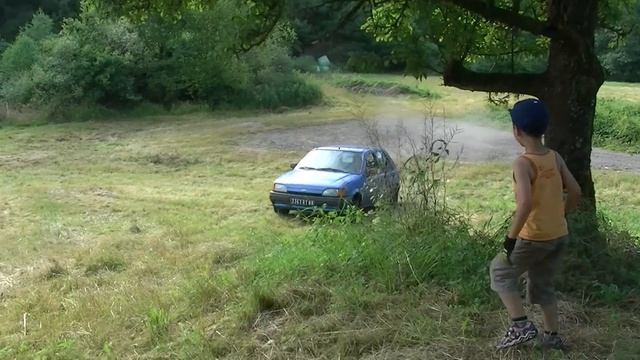 ford fiesta 1.8d смотреть онлайн